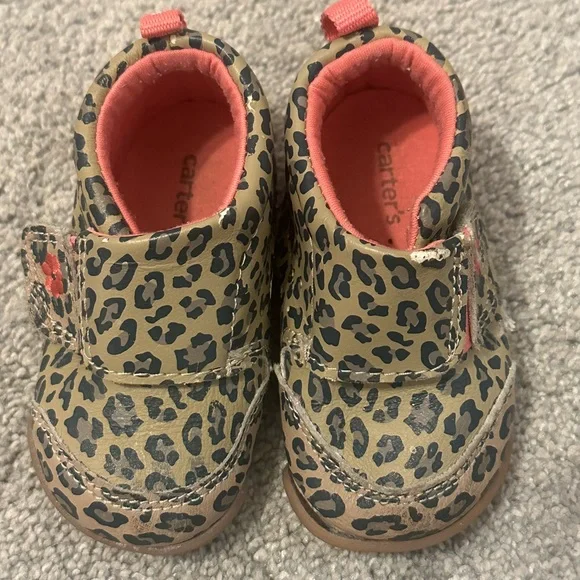 Carter’s Cheetah Christie walker shoes - Picture 4 of 4